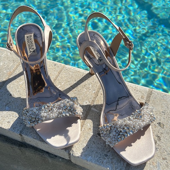 Badgley Mischka Kate, Light Pink Wedding Sandals - Picture 5 of 9